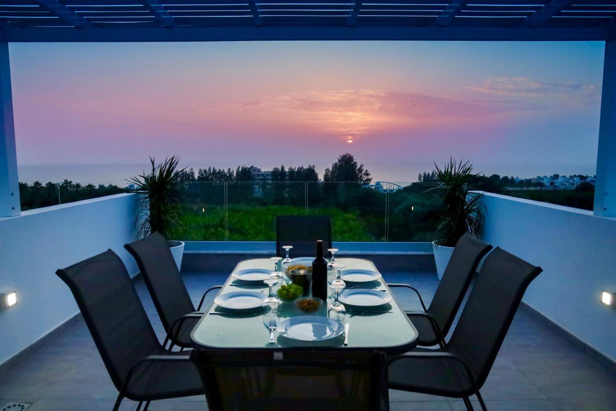 Sophia'S Seaview Luxury Villas Paphos Bilik gambar